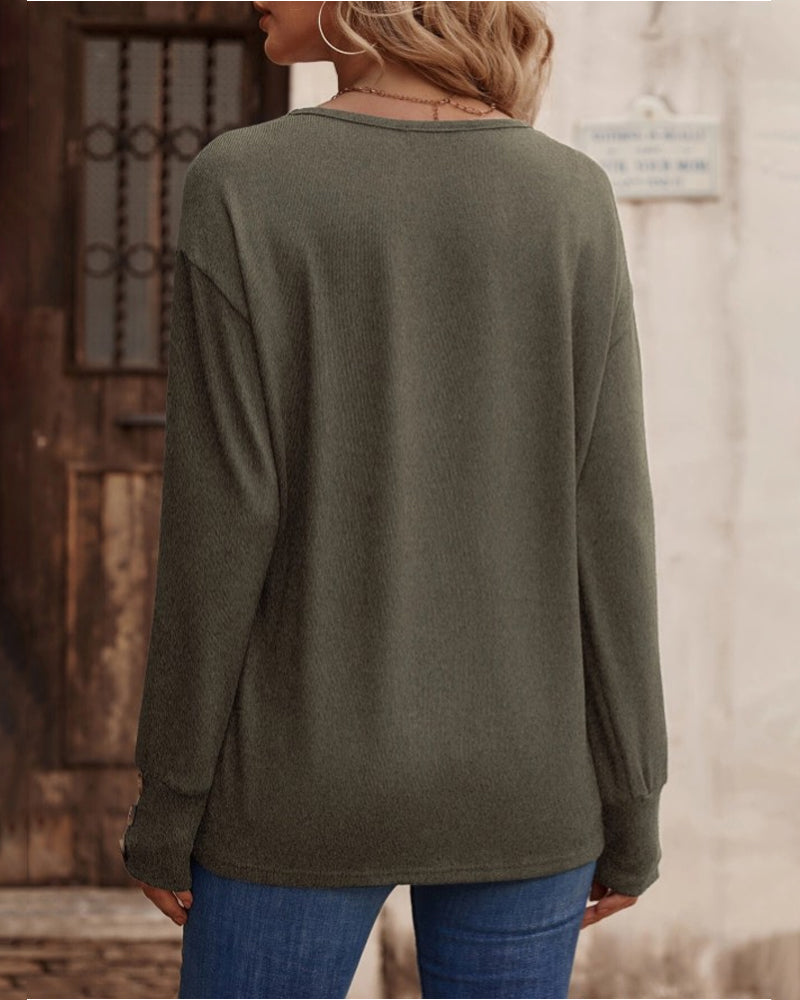 Therese - Top uni élégant et confortable avec décolleté en V et boutons pour femmes