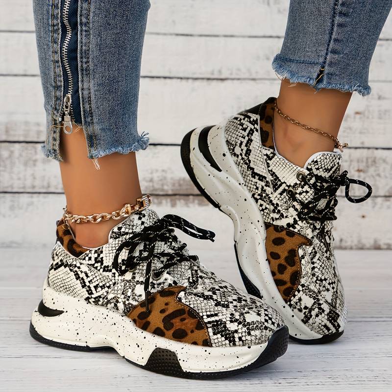 Hilda - Stylish Women's Sneakers