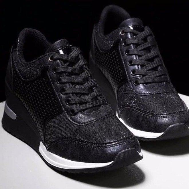 Amelia - Stylische orthopädische Turnschuhe mit elegantem hohen Absatz und bequemem Keilabsatz
