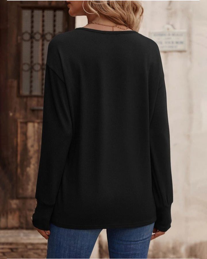 Therese - Top uni élégant et confortable avec décolleté en V et boutons pour femmes