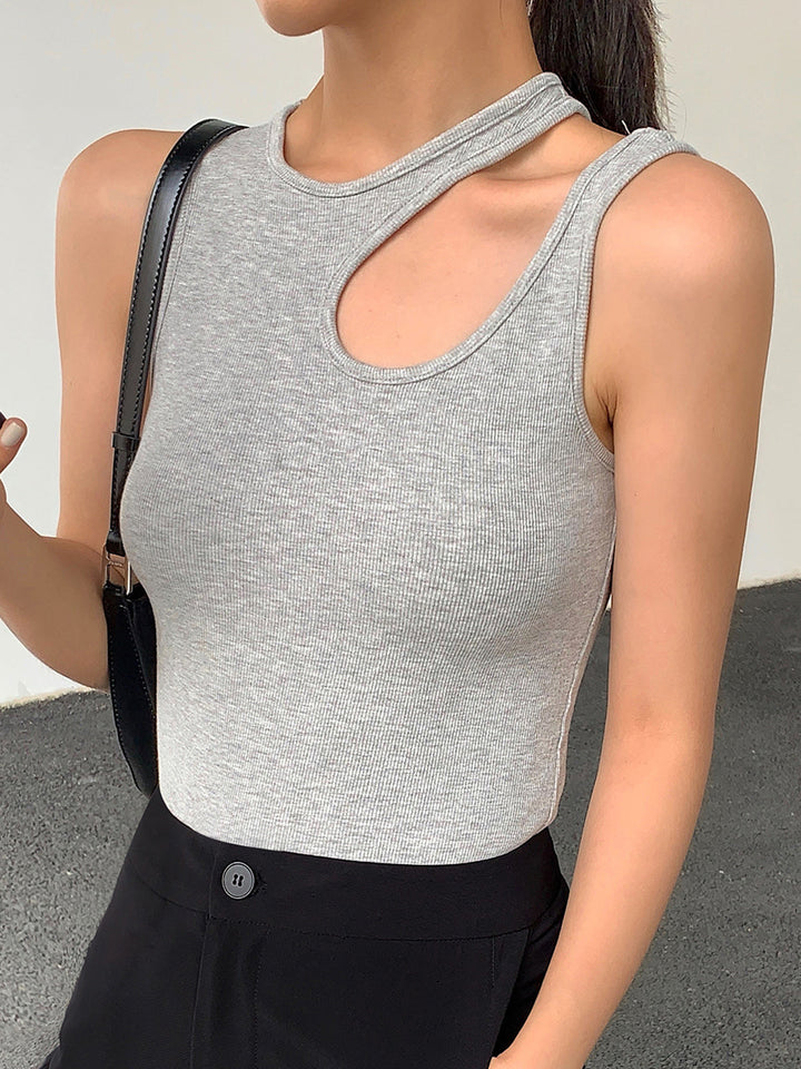 Rita - Stylish tank top with neckline for women