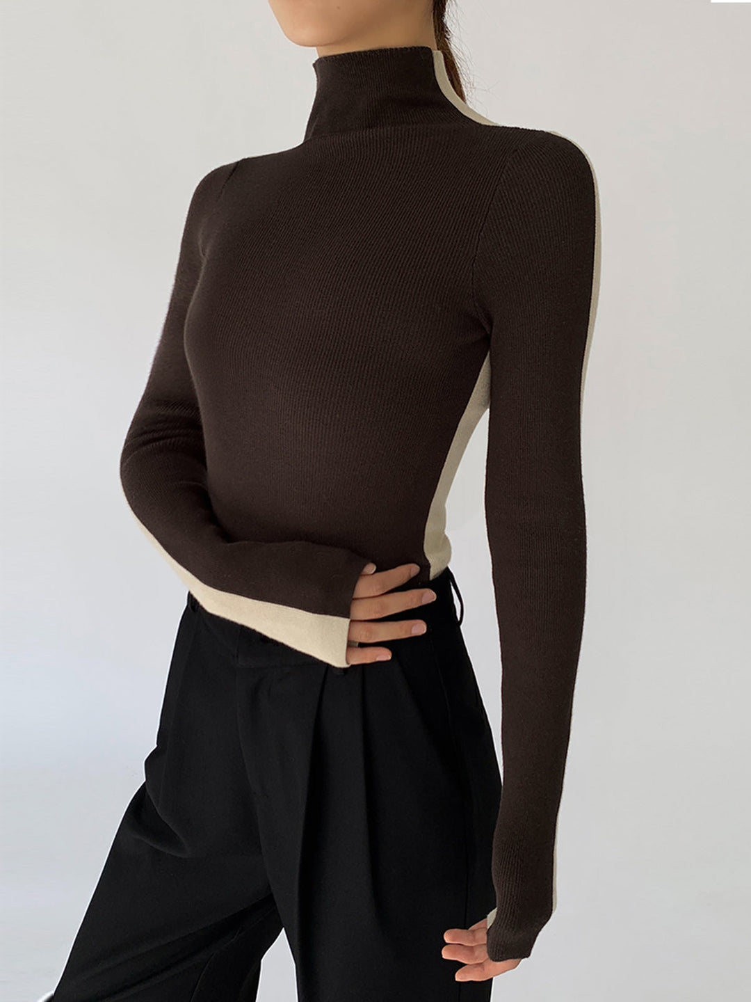 Chic advanced two-tone long-sleeve knit top for women | Sophie