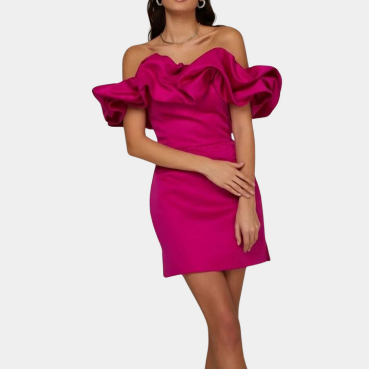 Robe courte élégante pour femmes avec volants ludiques