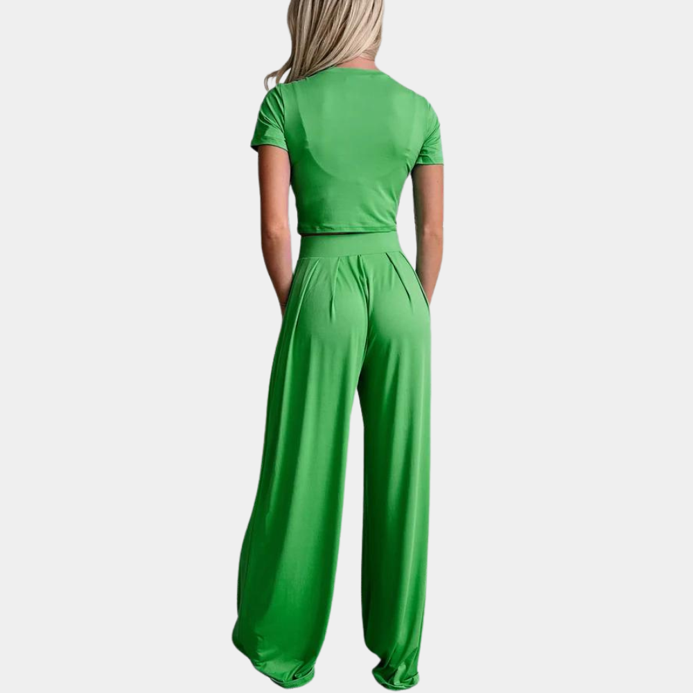 Avena - Luxurious and comfortable two-piece outfit for women