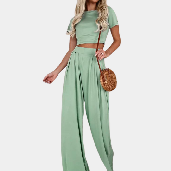 Avena - Luxurious and comfortable two-piece outfit for women