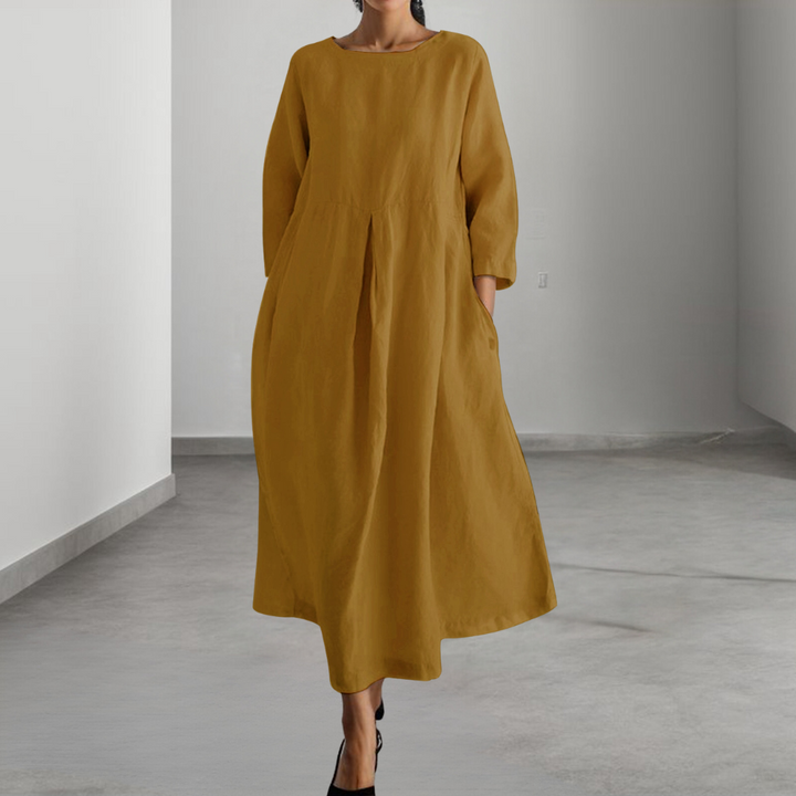 Fashionable and comfortable, loose-fitting women's dress for any occasion