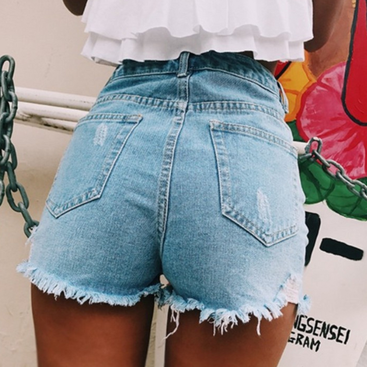 Découvrez les shorts en denim tendance d'Ondine pour femmes