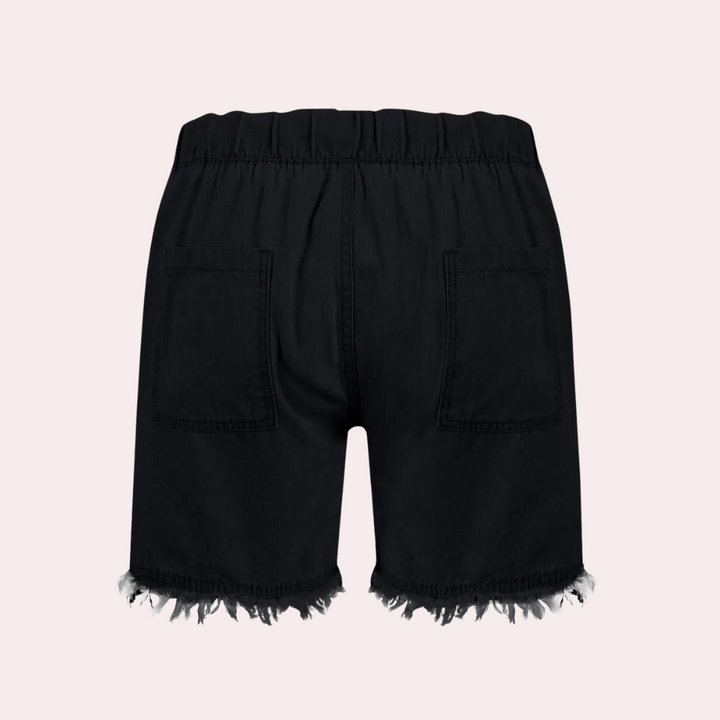 Delfine - Elegant and comfortable women's shorts with practical side pockets