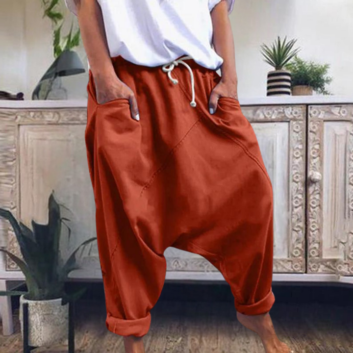 Edita - Elegant Women's Pants for a Timeless Look