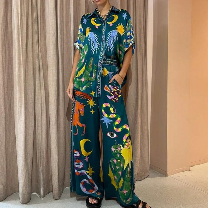 Forina - Stylish and colorful 2-piece women's outfit with trendy flair