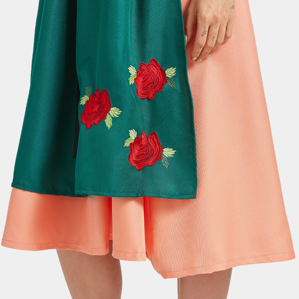 Anwen - Robe Oktoberfest élégante avec une touche moderne
