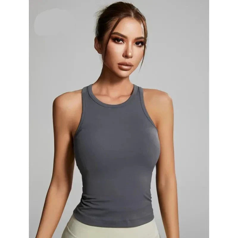 Ruby - Trendy tank top for women, perfect for a summery look!