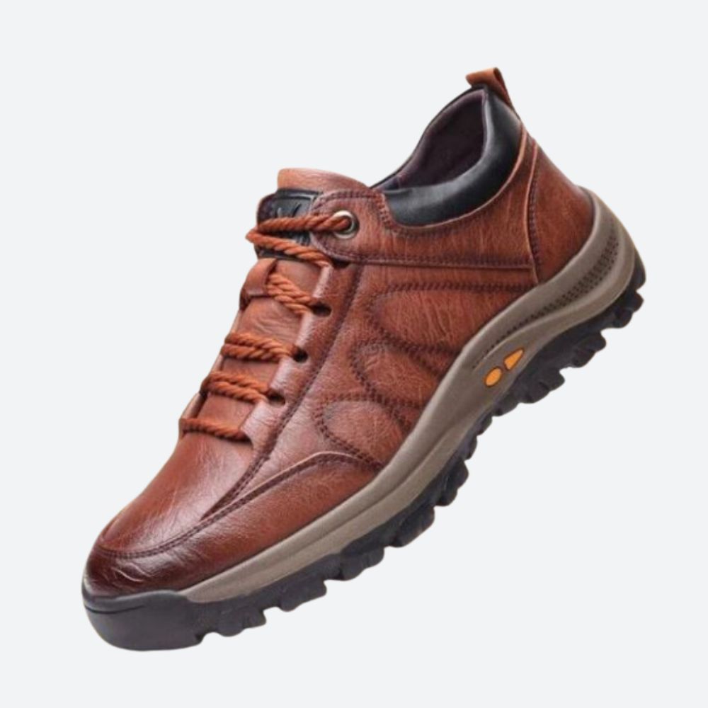 Elegant and Comfortable Hiking Shoes for the Modern Man - Nero