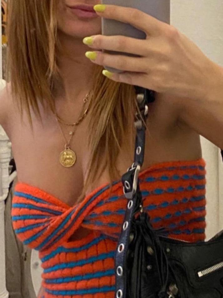 Fenna - Top bandeau court stylé avec twist tendance pour femmes