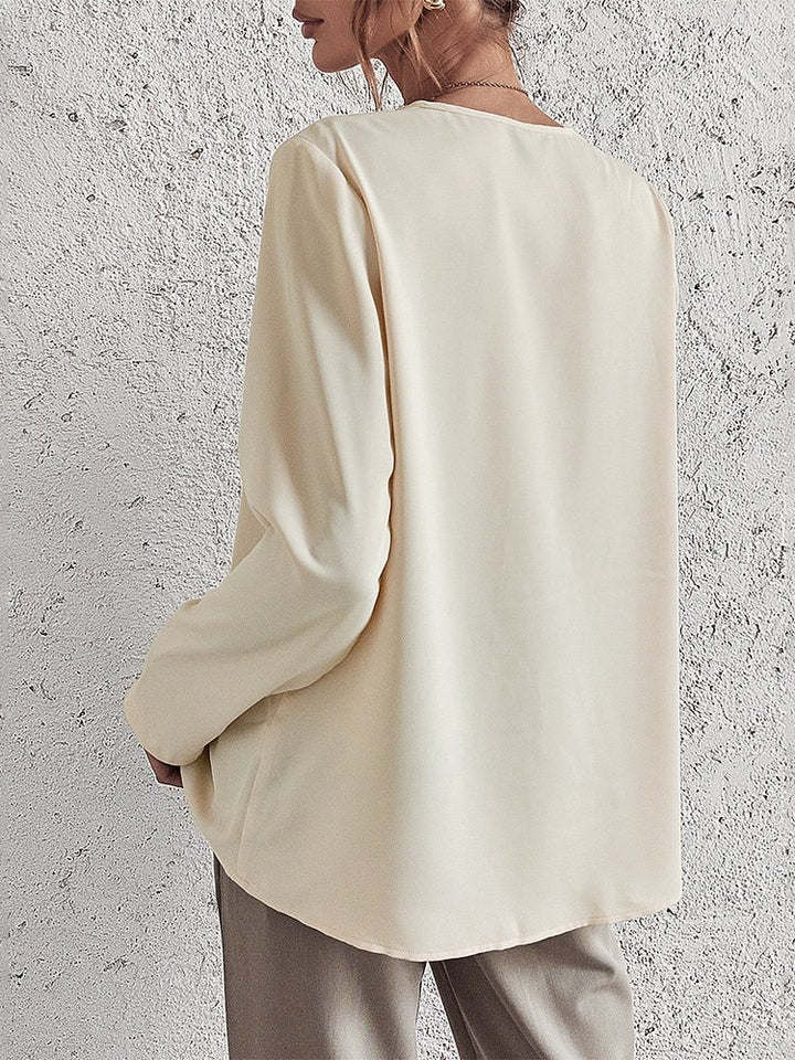 Missy - Blouse crème élégante et confortable avec col en V pour femmes