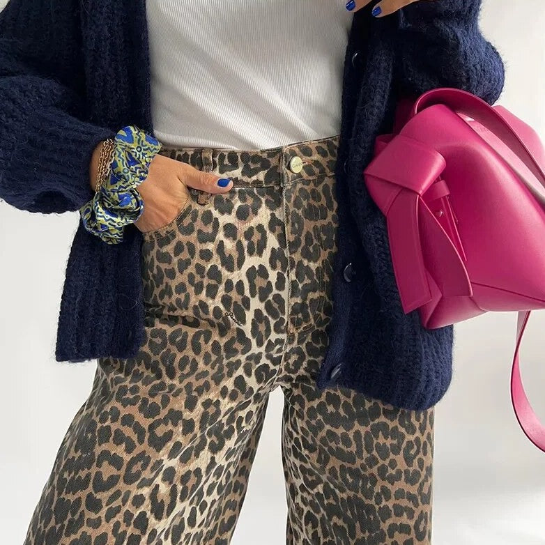 Bonnie - Retro-Jeans mit Leopardenmuster für einen verspielten Look