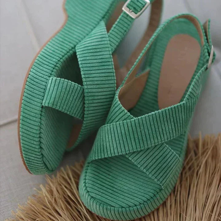 Cassie - Elegant platform sandals for women with style
