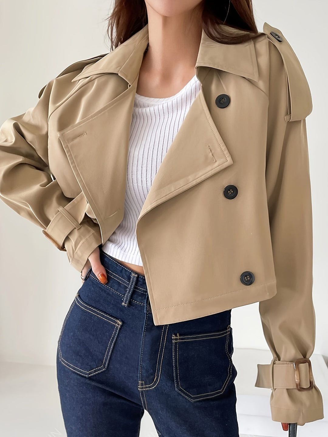Evelyn - Trench-coat kaki stylé avec col à revers et fermeture à plumes chic pour femmes