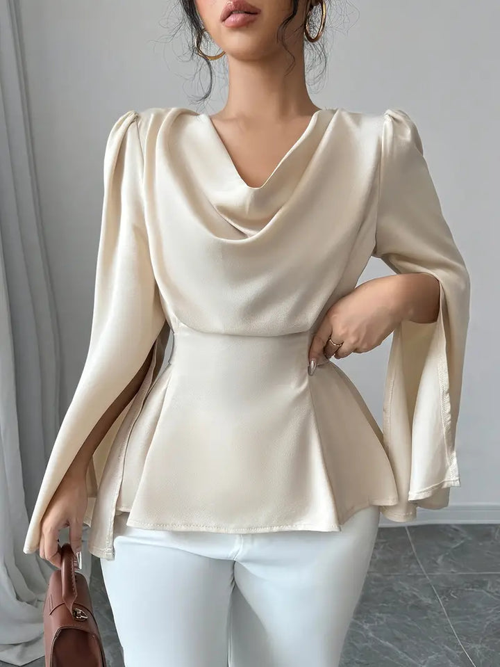 Elegantes apricotfarbenes Top mit Glockenärmeln für Frauen - perfekt für einen stilvollen Herbst!