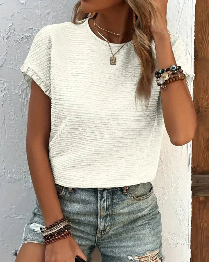 Jinky - Stylish cute T-shirt with crew neck and short sleeves for women