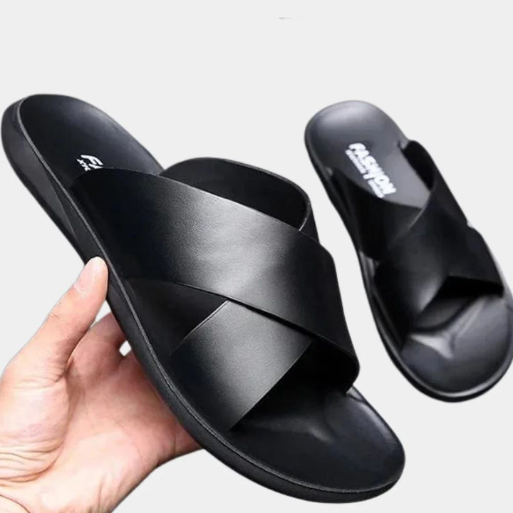 Sommerliche Herrensandalen mit robusten Riemen - Maas