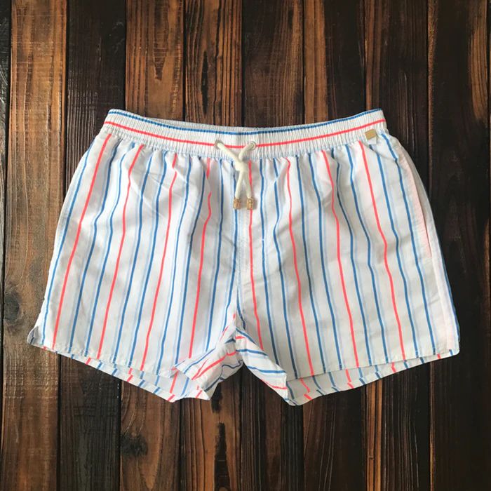 Stylish classics: summer swim shorts by Geurt
