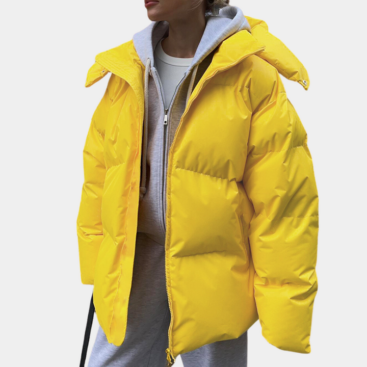 Veste élégante pour femmes avec légère ouate de Maron