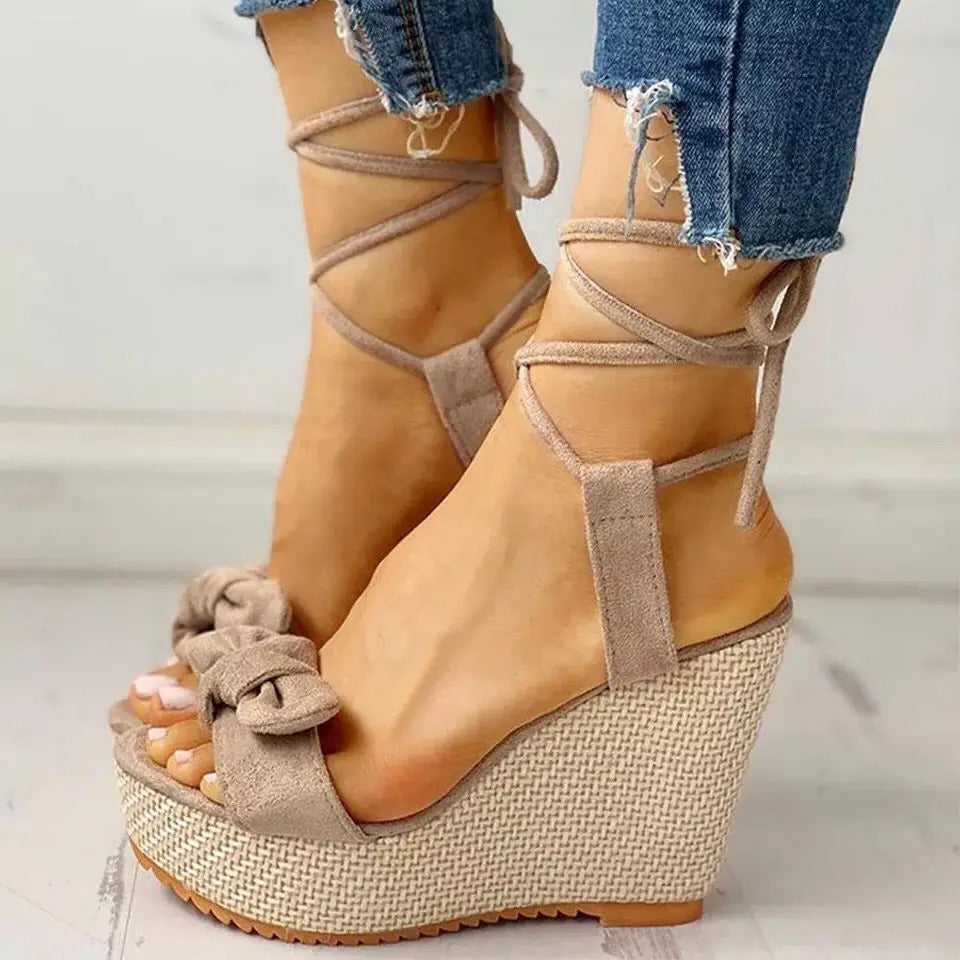 Emilia - Elegant summer ankle strap sandals with stylish design for women