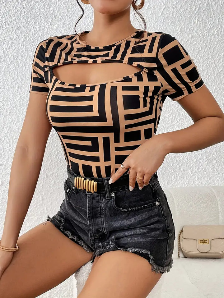 Livia - T-shirt d'été stylé avec encolure tendance pour femmes