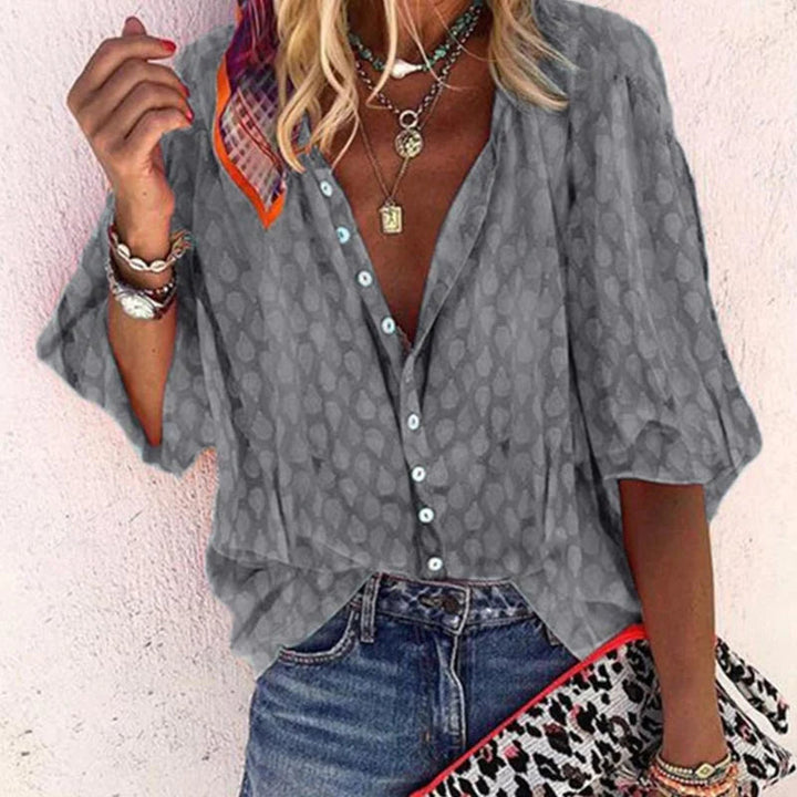 Sophie - Elegant Summer Blouse for the Stylist