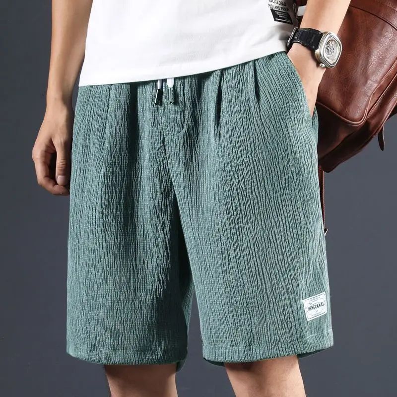 Shorts en coton et lin à la mode pour hommes - parfaits pour l'été !