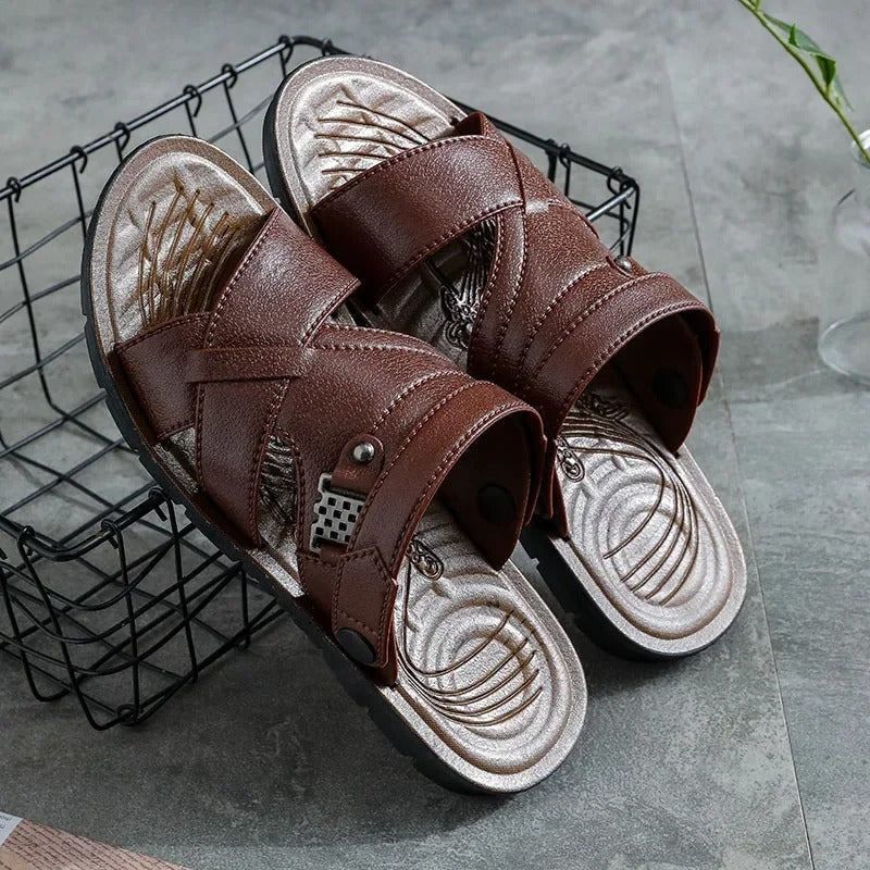 Modische Herren-Sommersandalen mit bequemem Kreuzriemen - Delano